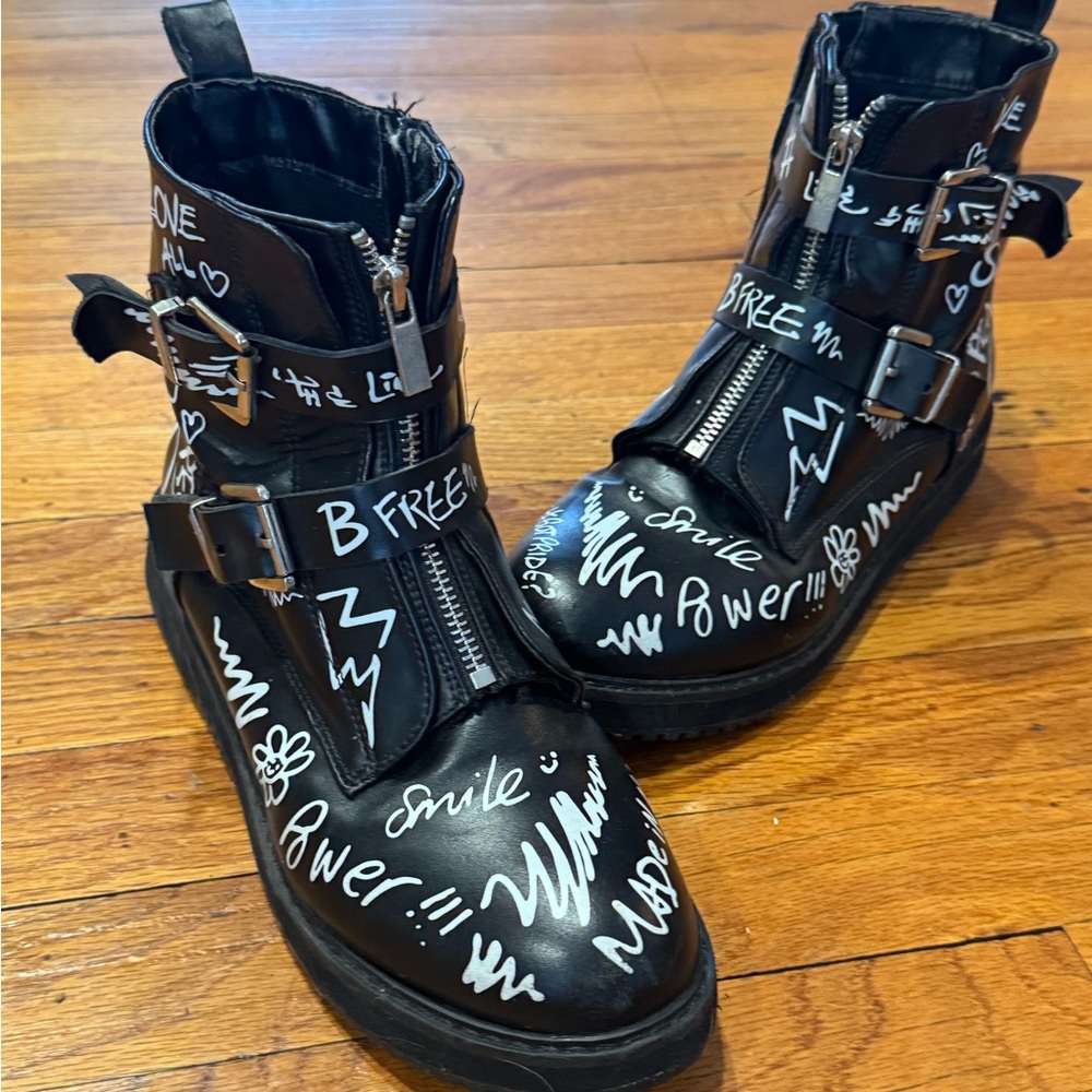 Steve Madden JWORDUP Edgy Boots Big Girls Size 6